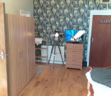Headingley Apartment | Studio in Leeds - Sleeps 2
