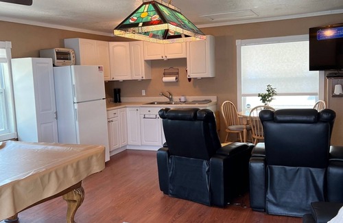 Dade City Apartment | Studio Lakeside Loft with beautiful views