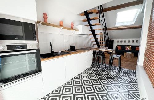 Clemenceau Apartment | Studio - Le Duplex Catalan - App 3-3 - City center