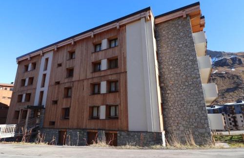 Les Almes Apartment | Studio lumineux proche des pistes avec WIFI - FR-1-502-436