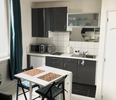 Saint-Ideuc Apartment | Studio lumineux Saint-Ideuc à 1km de la plage