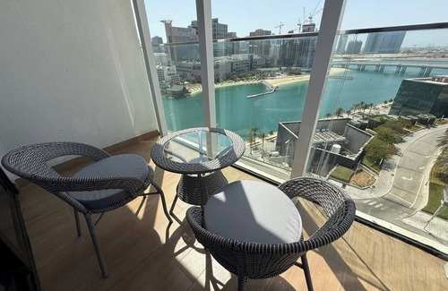 Abu Dhabi Apartment | Studio Luxe in Maryah Island Near Cleveland and ADGM