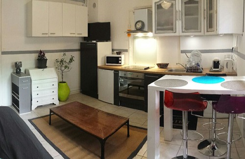 Gaillard House | STUDIO NEAR CUSTOMS MOELLSULAZ GAILLARD