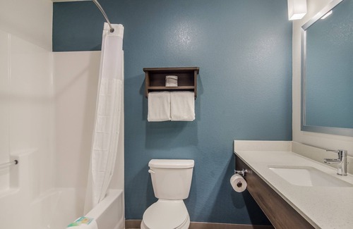 Greenville - Spartanburg Hotel | Studio Near Falls Park on Reedy – Functional Space for Long Stays - 2 Units