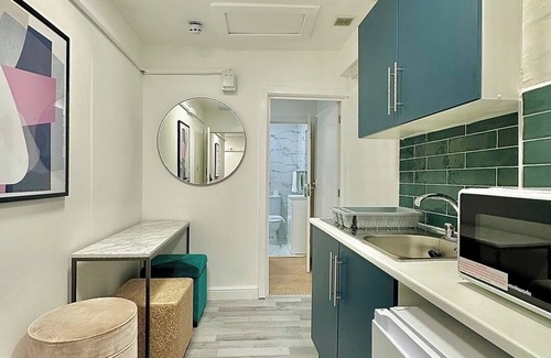 Kings Cross St. Pancras Apartment | Studio next to King Cross D