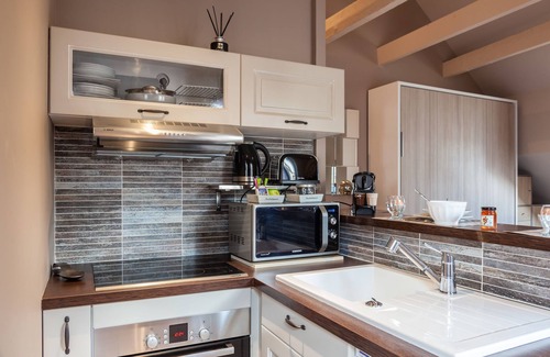 Honfleur Apartment | Studio of the WOOD MAN 2nd floor. In the historic center of Honfleur