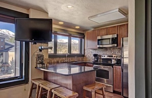 Peak 9 Apartment | Studio Premier Condo | Ski-in/Skit-out Access