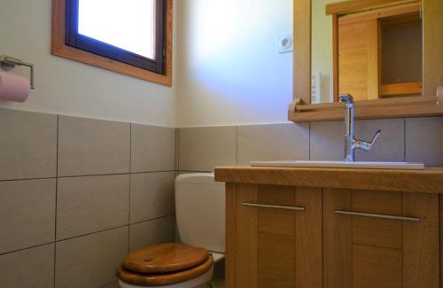 Notre-Dame-de-Bellecombe Apartment | Studio rénové proche pistes avec parking privatif - FR-1-505-146