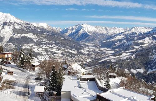Pra Loup Apartment | Studio rénové proche des pistes avec terrasse et TV grand écran - FR-1-165A-98