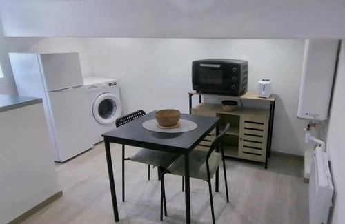 Les Mees Apartment | Studio refait à neuf, aux Mées, à 20min de Dignes