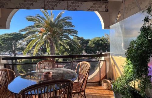 Villeneuve Loubet Beach Apartment | Studio Riviera de Bahia