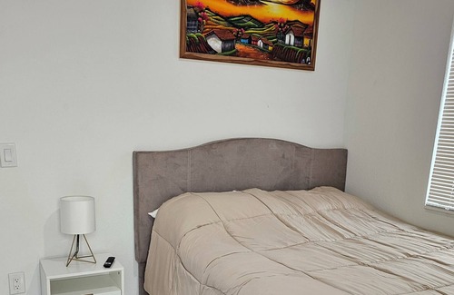 Gladeview Apartment | Studio room with private entrance and private bathroom.