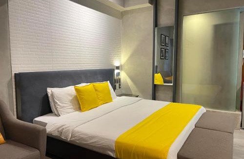 Kaunlaran Apartment | Studio Service Apartment 2guests allows stay up to 5guests 19055