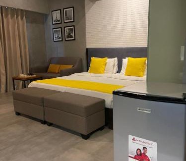 Kaunlaran Apartment | Studio Service Apartment 2guests allows stay up to 5guests 19055