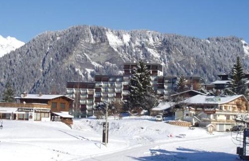 Notre-Dame-de-Bellecombe Apartment | Studio skis aux pieds avec piscine - FR-1-505-72