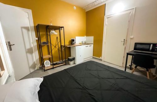 Meaux Apartment | Studio SN2 - Centre-Ville Meaux - Proche Disneyland