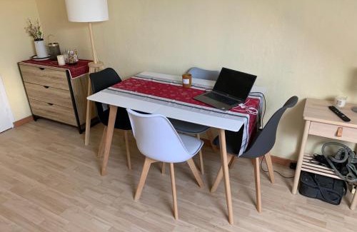 Risoul Apartment | STUDIO SPACIEUX remis a neuf Sur Pistes