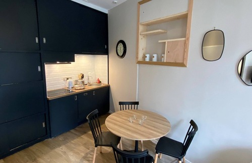 Limoges Apartment | Studio-Superior-Ensuite with Shower-Garden view-Studio plain pied