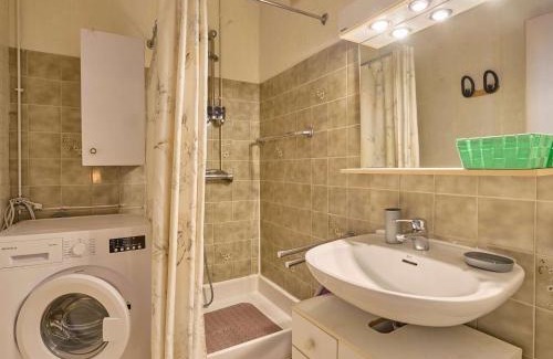 Barbotan-les-Thermes Apartment | Studio T1 bis cosy avec balcon, fibre internet, proche lac de l'Uby - FR-1-841-43