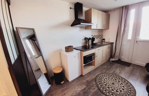 Blaye-les-Mines Apartment | Studio tout confort