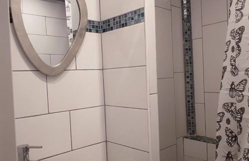 Aix-en-Provence Historic Centre Apartment | Studio Twin Beds in Aix en Provence