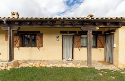Santo Tome del Puerto Apartment | Studio 'Vaca' with Mountain View and Private Garden