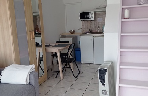 Lattes Apartment | Studio Vacances ete Attenant Villa