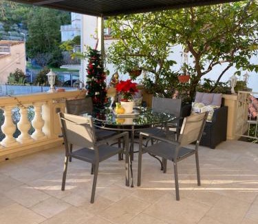 Menton Apartment | Studio Villa la Cigale avec grande Terrasse