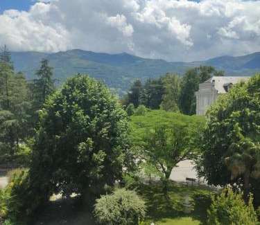 Argeles Gazost Apartment | Studio vue Tourmalet dans villa historique "Victoria"