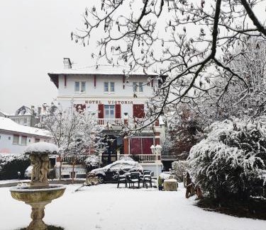 Argeles Gazost Apartment | Studio vue Tourmalet dans villa historique "Victoria"