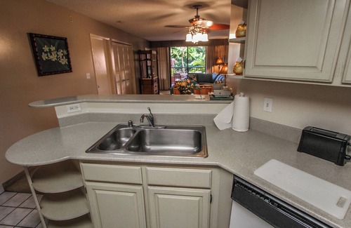 Kahana Apartment | Studio w/Balcony & Full Kitchen | Access to Pool