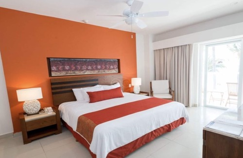 Flamingos Resort | Studio w/balcony in 4 Star Family Resort Steps from Beach-Marival Emotions.