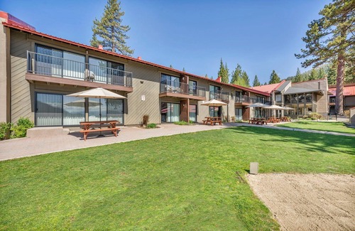 Truckee Condo | Studio w/Lake View #144 at Donner Lake Village