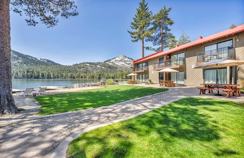 Truckee Condo | Studio w/Lake View #144 at Donner Lake Village