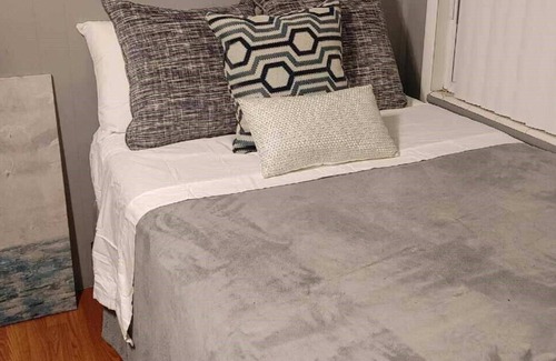 DeLand Apartment | Studio w/ Private Driveway & Gated Yard