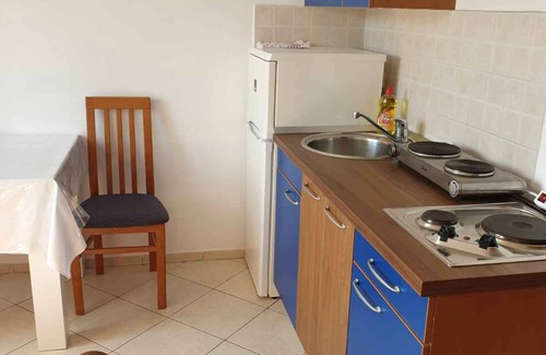 Pirovac Apartment | Studio with air conditioning