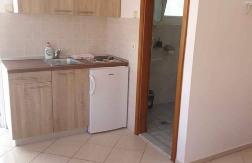 Pirovac Apartment | Studio with air conditioning and Internet