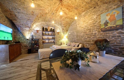 Marradi Apartment | Studio with enclosed garden and wifi at Popolano