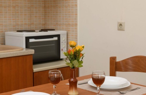 Kokinos Pirgos Apartment | Studio with sea view