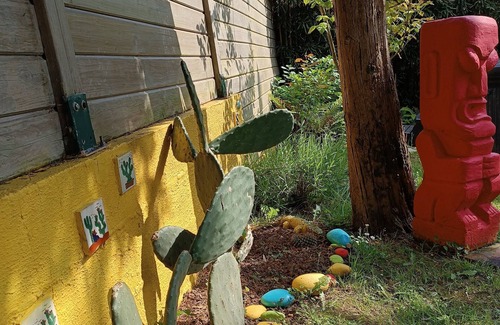 Iraty Apartment | Studio with terrace and garden