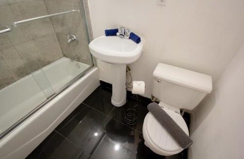 Koreatown Apartment | STUDIOPLUS by JGSTAY, Midtown ESB