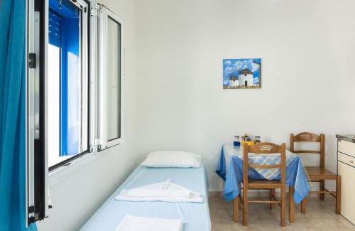 Livadi Apartment | Studios Ninemia Serifos 3