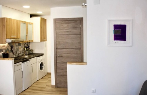 San Anton Apartment | Study in the center of Alicante