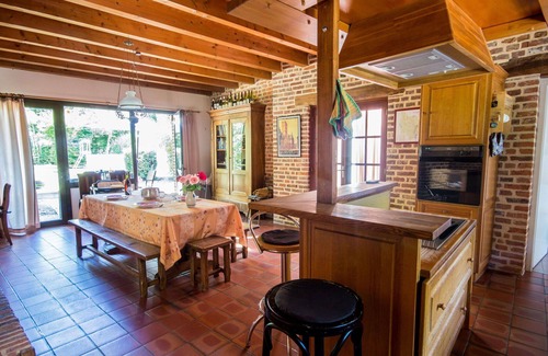 La Chapelle-Saint-Sauveur Villa | Stunning private villa for 8 guests with private pool, WIFI, TV, terrace, pets allowed and parking