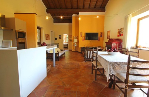 Castelnuovo di Garfagnana Villa | Stunning private villa for 10 people with WIFI, private pool, TV, terrace and parking