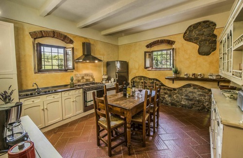 Terranuova Bracciolini Villa | Stunning private villa for 22 guests with private pool, WIFI, TV, patio and pets allowed