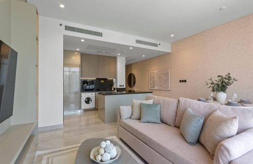Downtown Dubai Apartment | Stunning 1 Bedroom with Burj Khalifa view