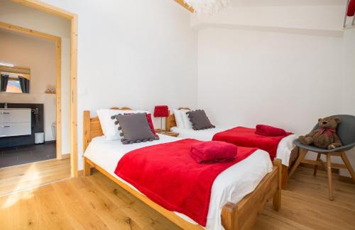 Morzine Apartment | Stunning 2 bedroom duplex, 10 min walk from centre