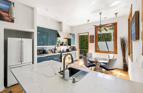 Carlson Park House | Stunning 2-Bedroom Home near Downtown Culver