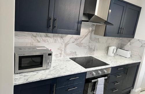 Reading House | Stunning 3 BED 2BATH house w/parking